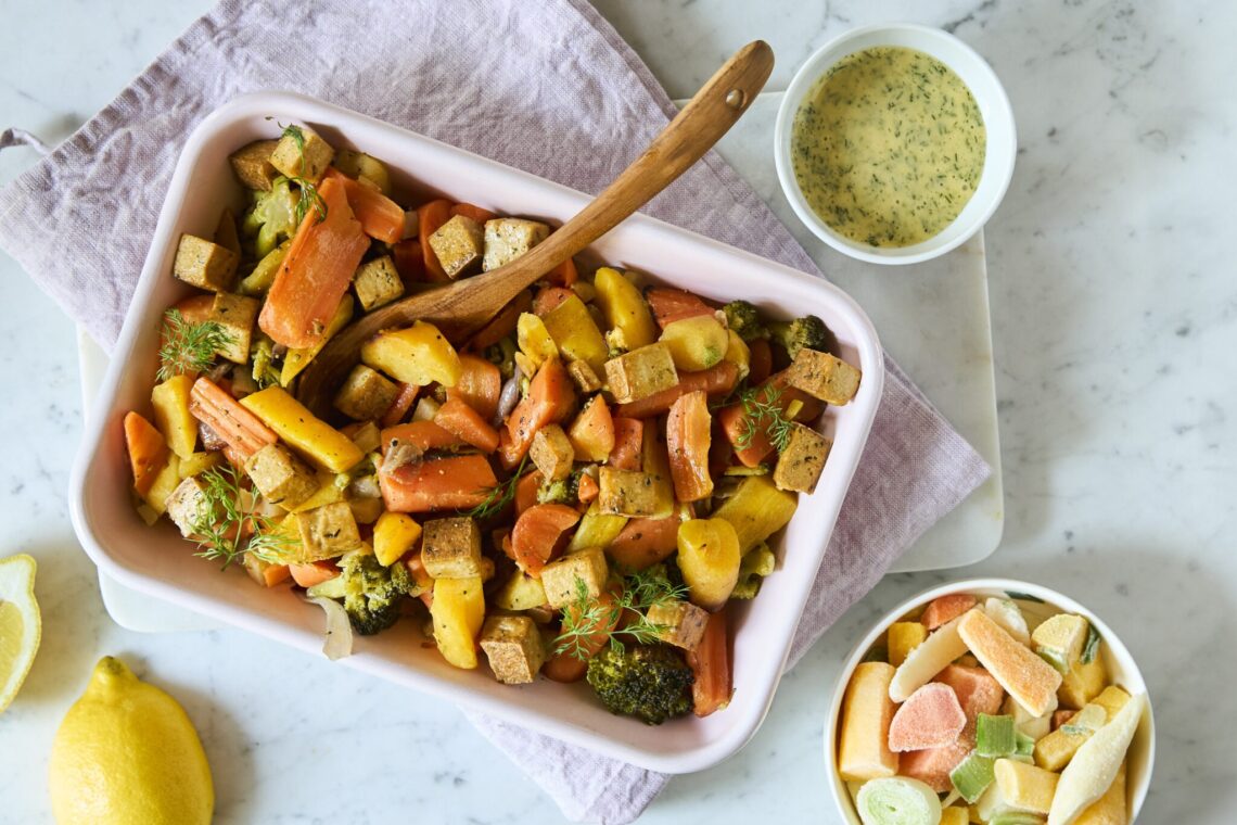 Magnihill - Ovnbagte grøntsager med tofu og dild-aioli